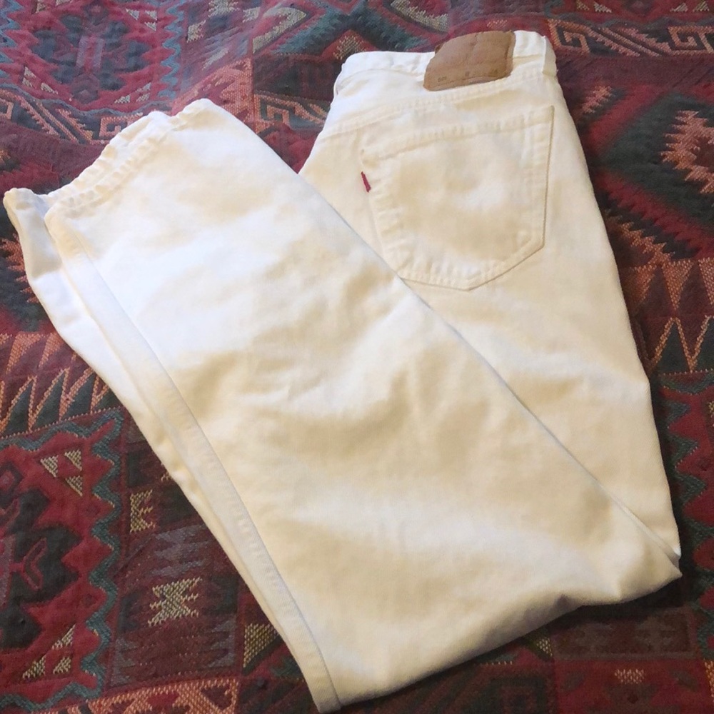 White Levi’s 501 36x34
